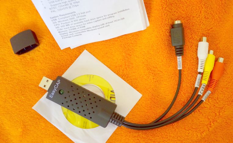 Eladó EasyCAP USB VHS digitalizáló adapter
