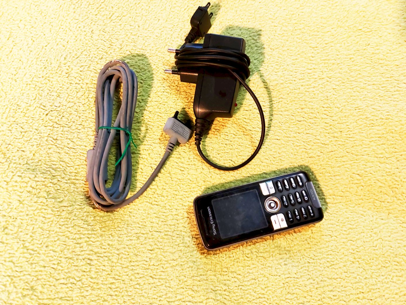 Ericsson K510i mobiltelefon – 2000 Ft
