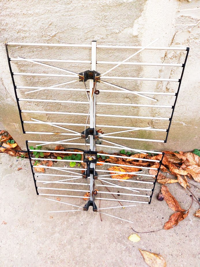 Eladó TV antenna tévéantenna UHF VHF