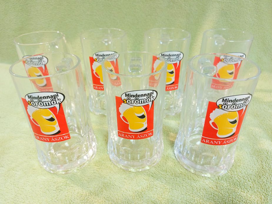 Eladó új Arany Ászok üveg söröskorsók