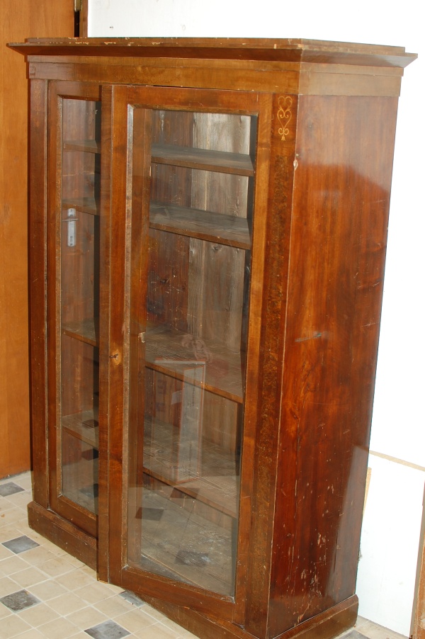 Eladó elegáns, 100 év körüli neobiedermeier polgári üveges vitrin