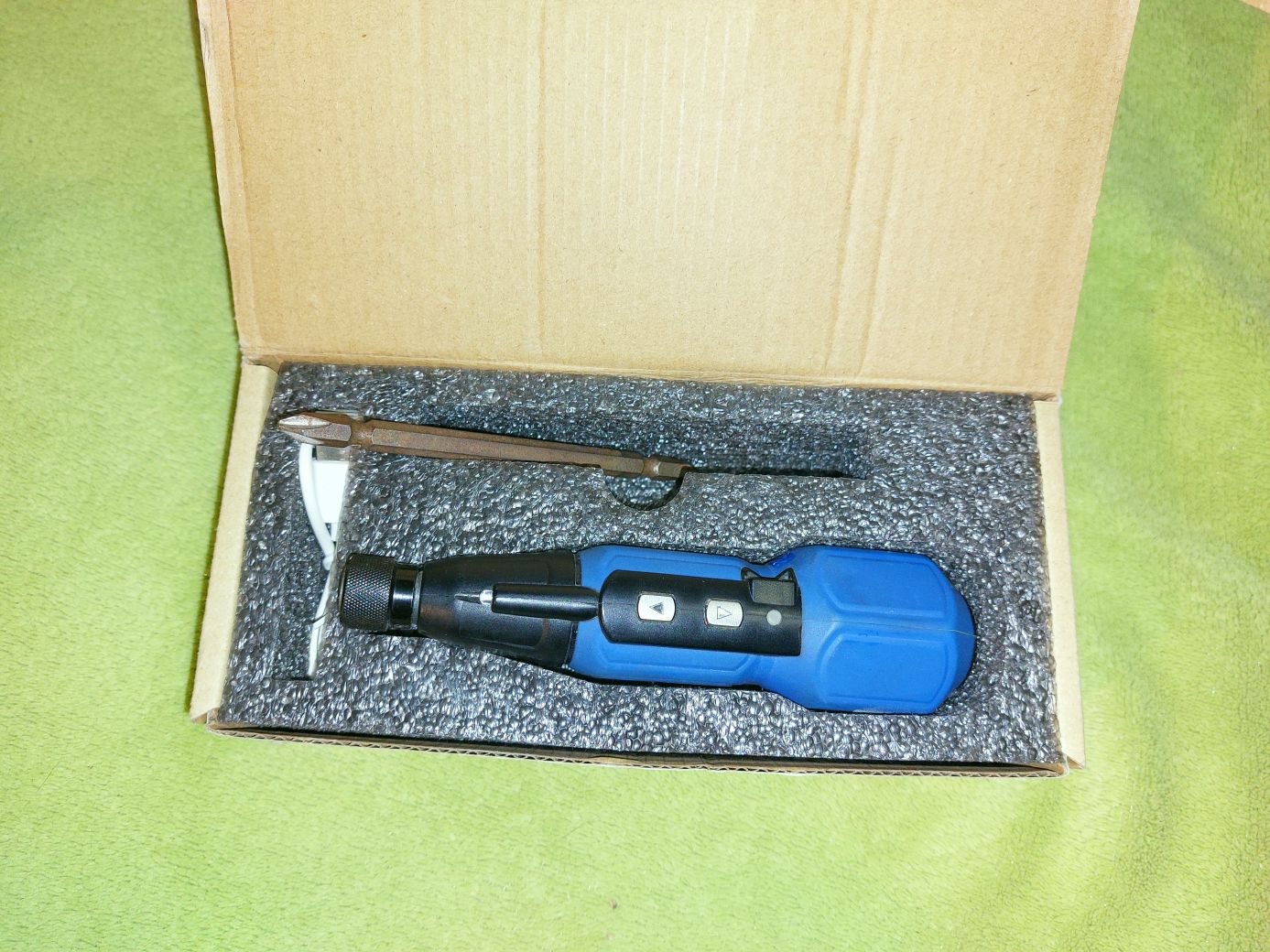 elado elektromos csavarhuzo