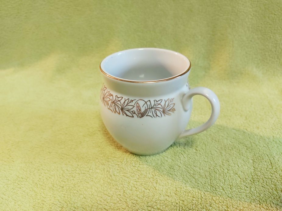 Eladó retró porcelán teásbögre kávésbögre