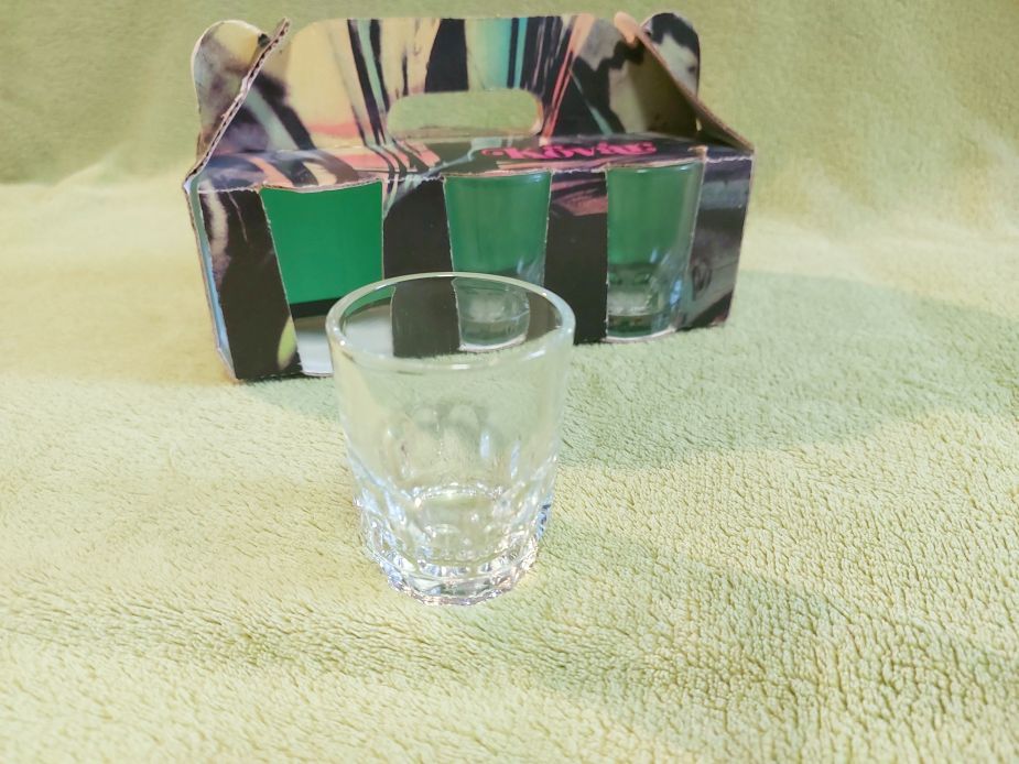 Eladó új Kővár retró pálinkáspohár készlet