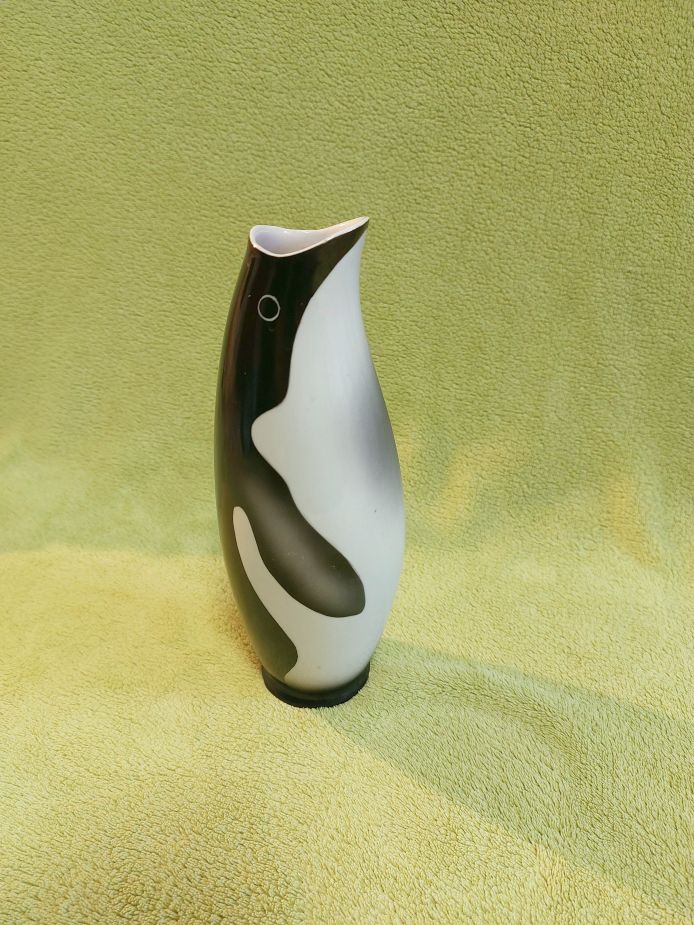 Eladó pingvin formájú Hollóházi kerámia váza (Koczor Sándor)