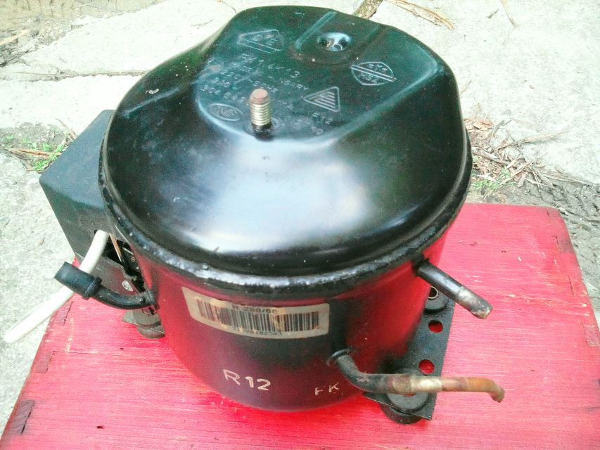 Eladó működő hűtőgép kompresszor