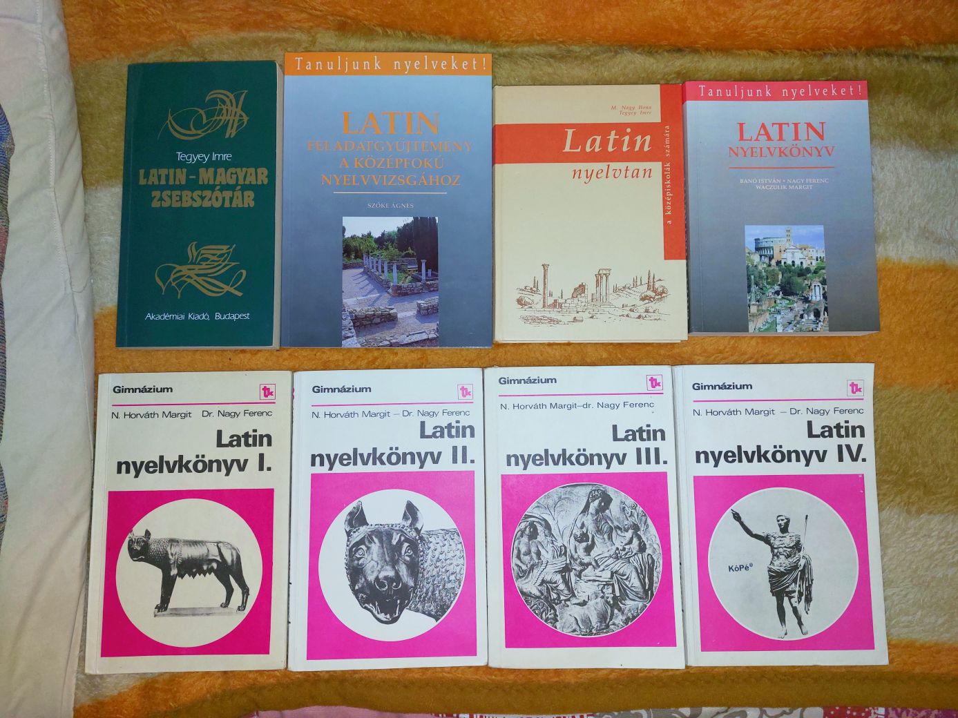 Teljes Latin Nyelvkönyv Csomag (8 db) – Szótár + Nyelvtan | Kedvező Áron Komplett Latin Nyelvoktató Tankönyvek Nyelvtanuló Könyvcsomag