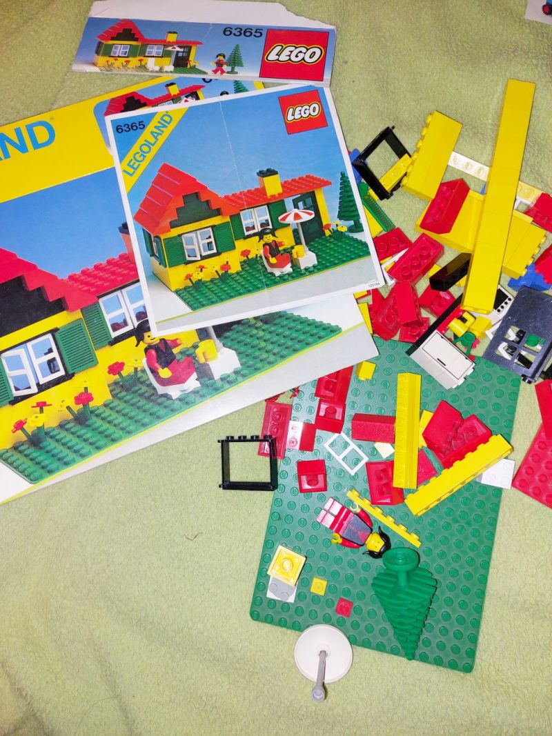 Eladó LEGO 6365 – Nyári Lak 141 részes építőkészlet