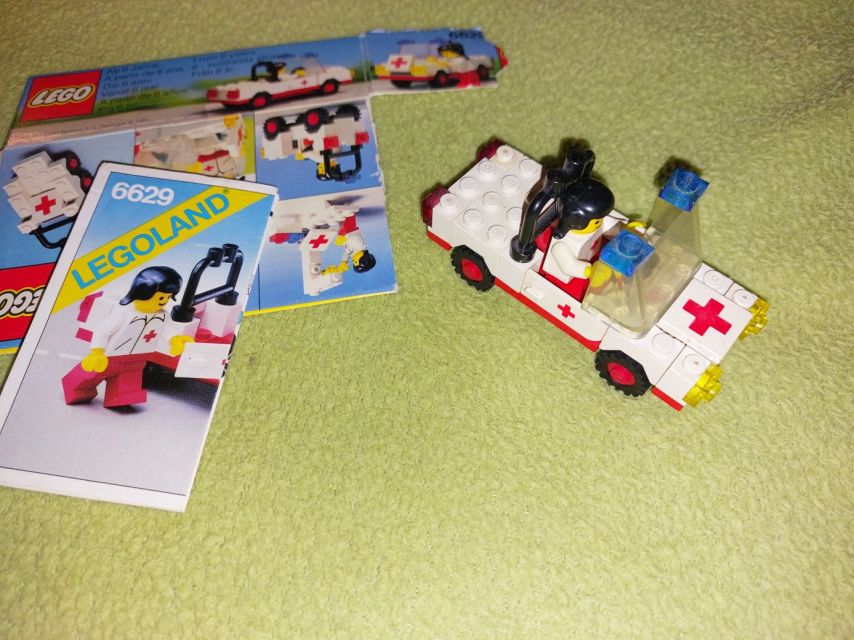Eladó LEGO 6629 – Mentőorvos 32 részes építőkészlet